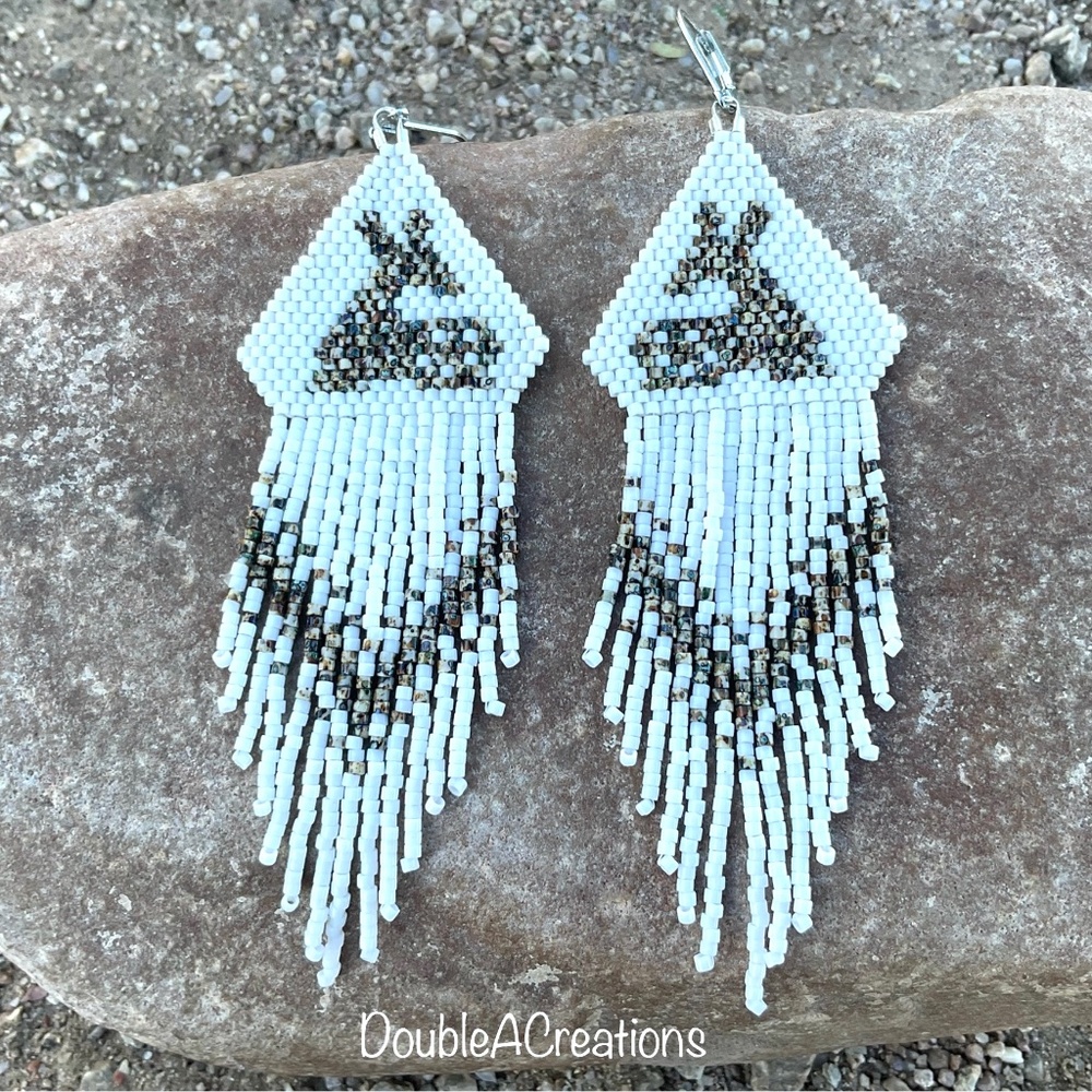 Picasso Rattlesnake Fawn Beaded Earrings, New, Handmade by Me